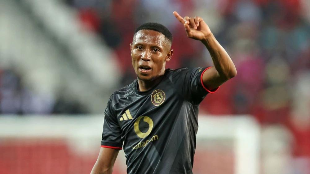 Tshepang Moremi replaces injured Kaizer Chiefs midfielder Lebohang Maboe in Bafana squad