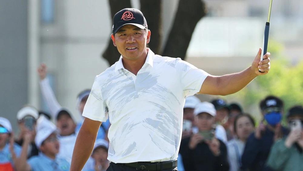 Ashun Wu fires flawless 63 to take Omega European Masters lead